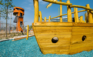 Maritimer Spielplatz für Kinder